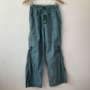 NEW Wild Fable Women's Mid Rise Wide Leg Pull-On Cargo Pants Size XS Light Blue